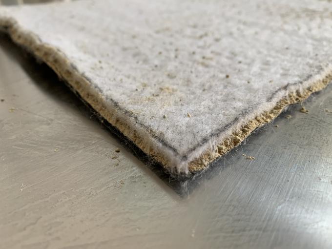 Bentonite Geotextile per rivestimento di stagni Bentonite naturale di sodio Rivestimento di argilla geosintetica 2