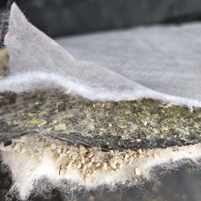 Bentonite Geotextile per rivestimento di stagni Bentonite naturale di sodio Rivestimento di argilla geosintetica 5