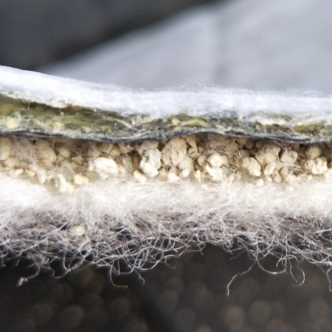 Bentonite Geotextile per rivestimento di stagni Bentonite naturale di sodio Rivestimento di argilla geosintetica 7