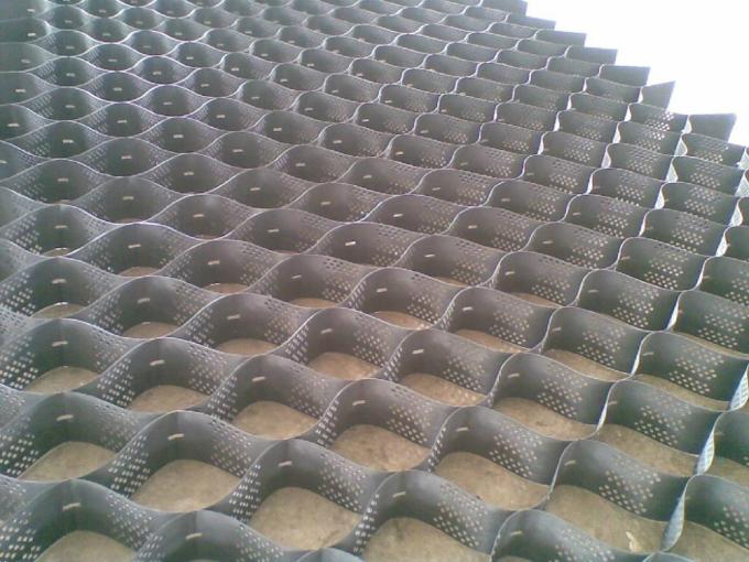 Stabilizzatori di ghiaia a geocelle in HDPE per rinforzo delle pareti di sostegno e protezione dei pendii 3
