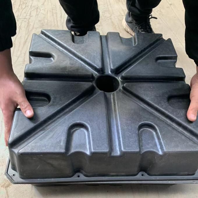 Necessità di costruzione di membrane con stampi di lastre di polipropilene a terra ignifuge 4