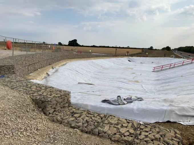Liner in argilla geosintetica ad alta resistenza alla trazione con tappeto a membrana di bentonite impermeabile 20